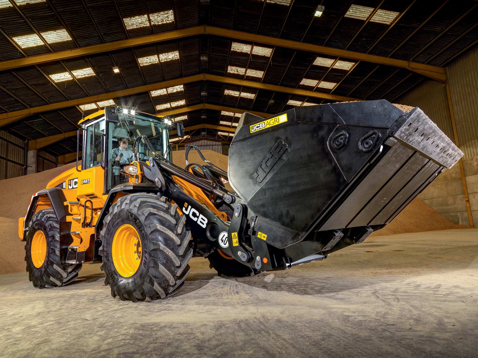Lyomat Chargeuses Sur Pneumatiques JCB 427